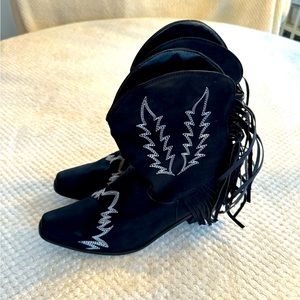 Black ankle boots with white stitching size 10 perfect condition